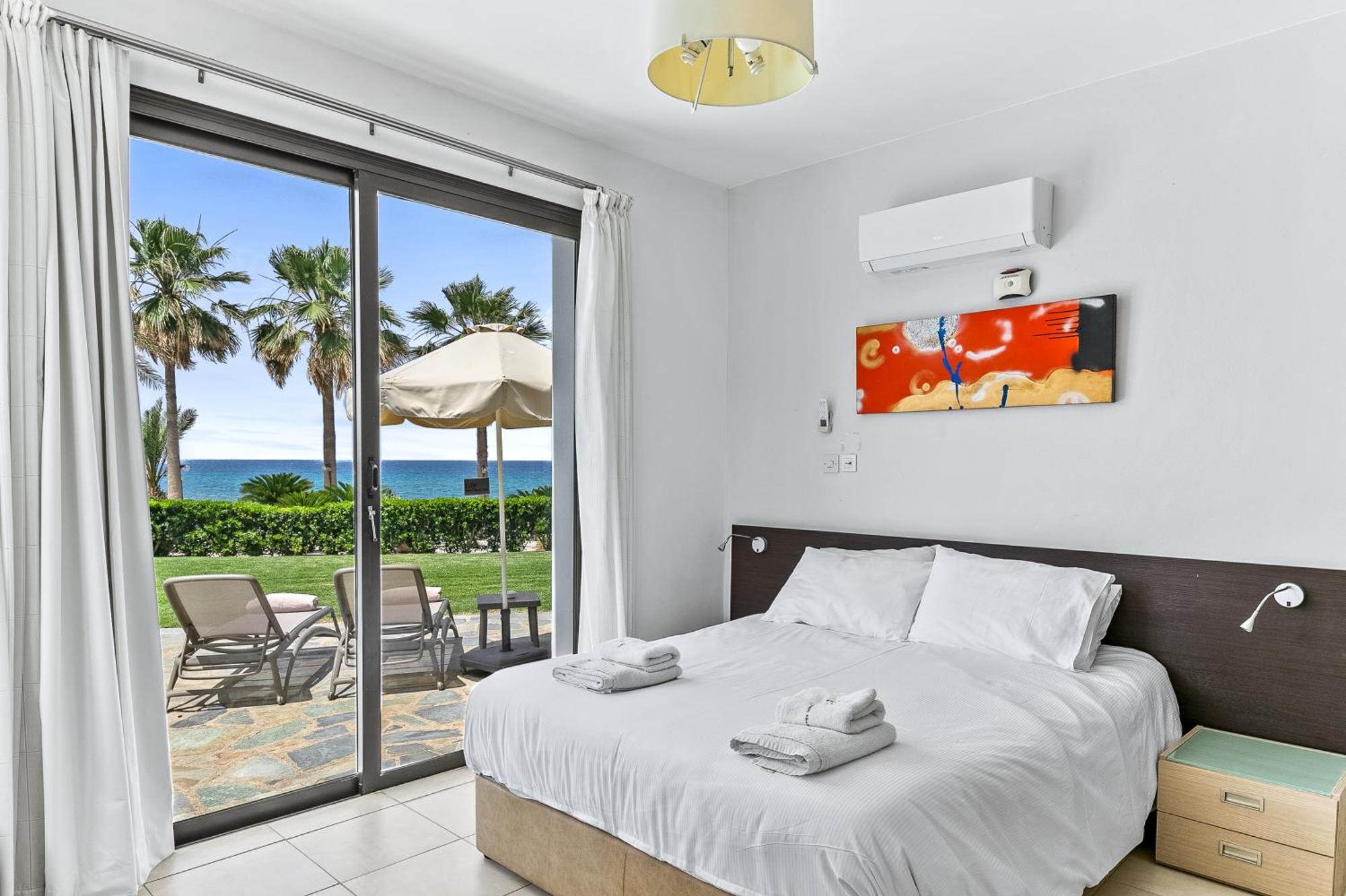 Platzia Beach Villas Paphos Kültér fotó