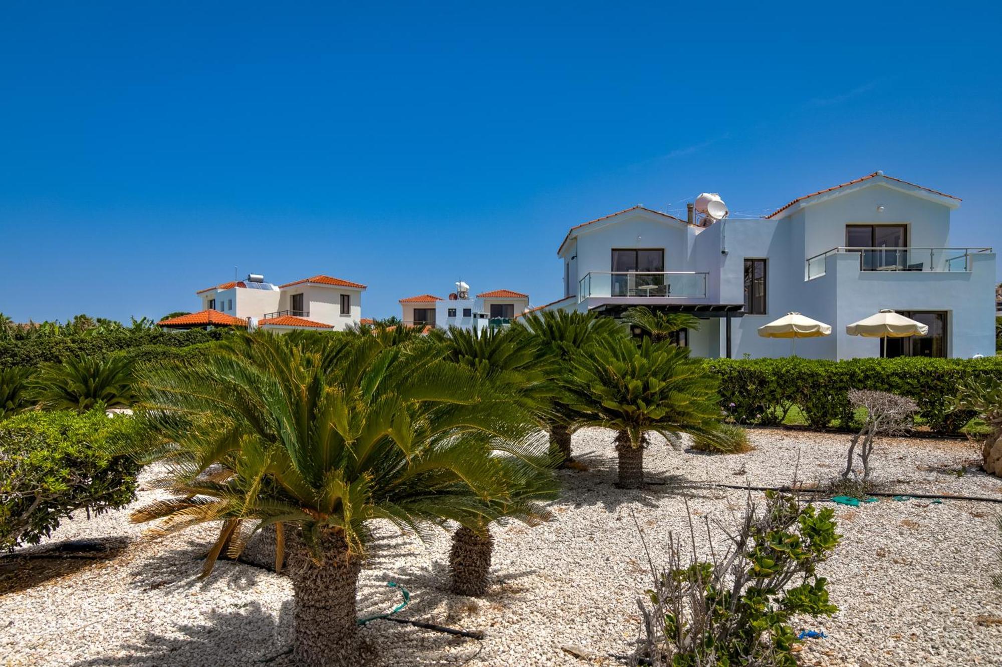 Platzia Beach Villas Paphos Kültér fotó