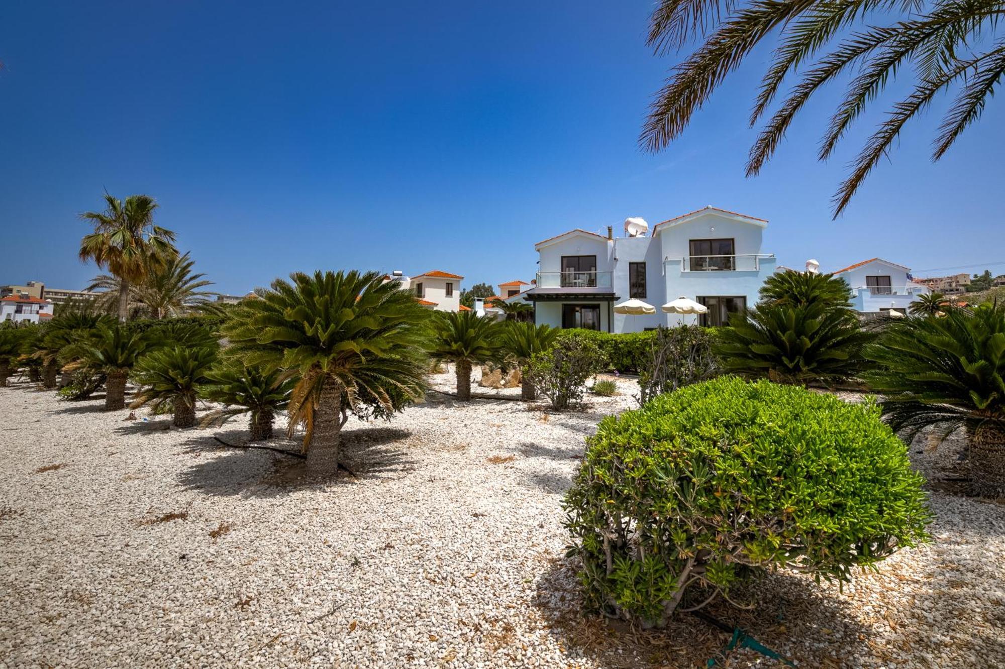 Platzia Beach Villas Paphos Kültér fotó