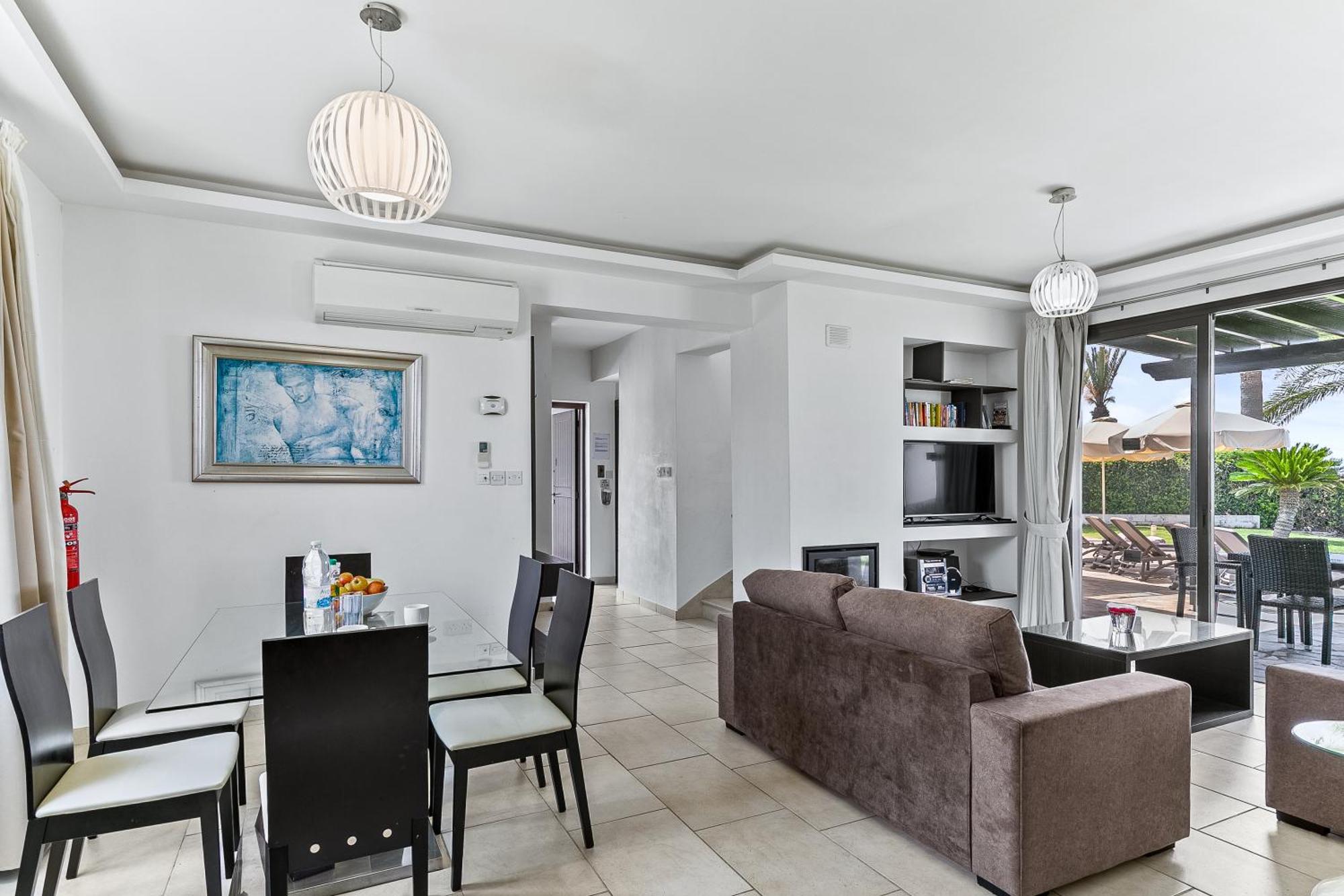 Platzia Beach Villas Paphos Kültér fotó