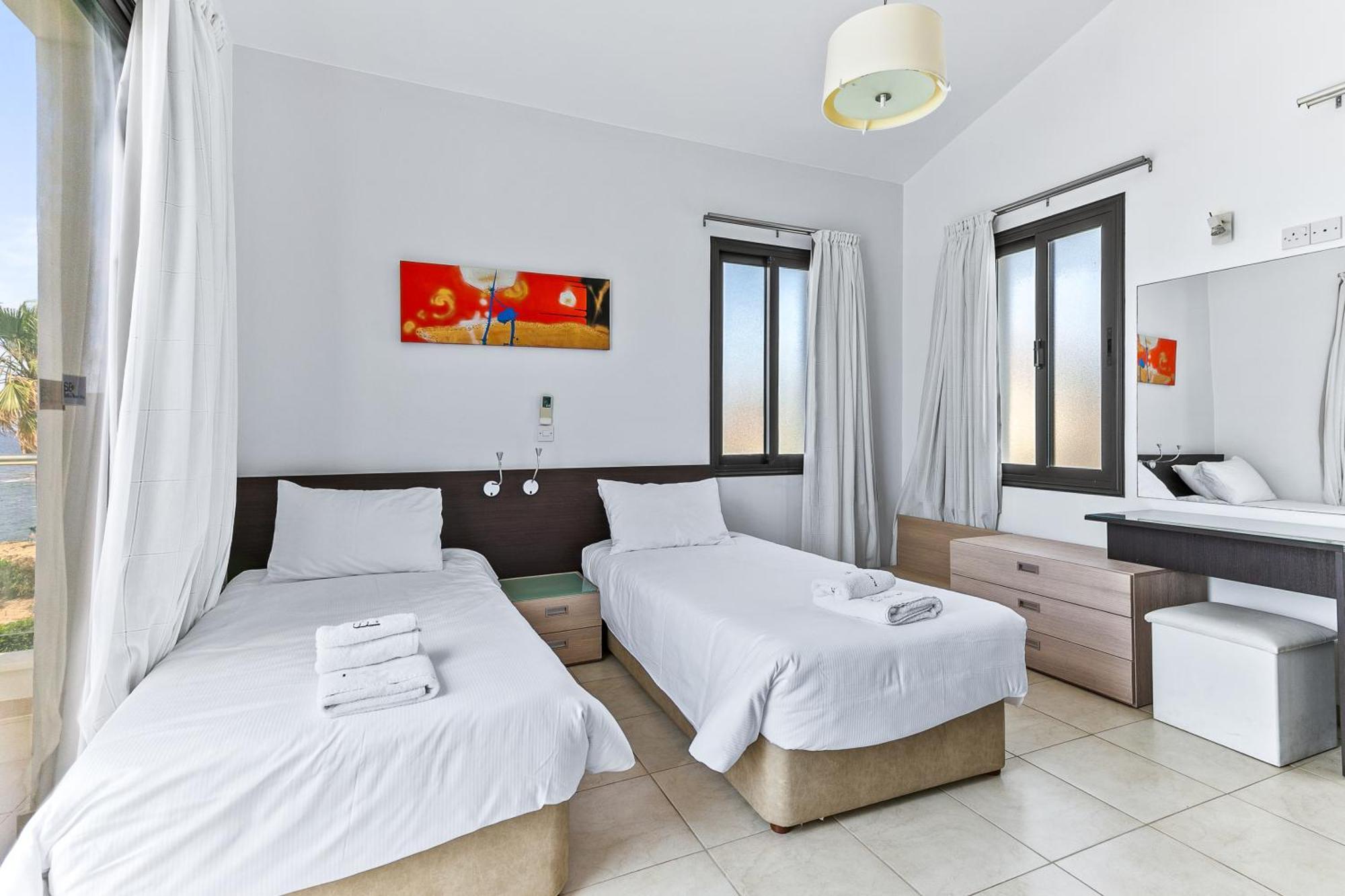 Platzia Beach Villas Paphos Kültér fotó