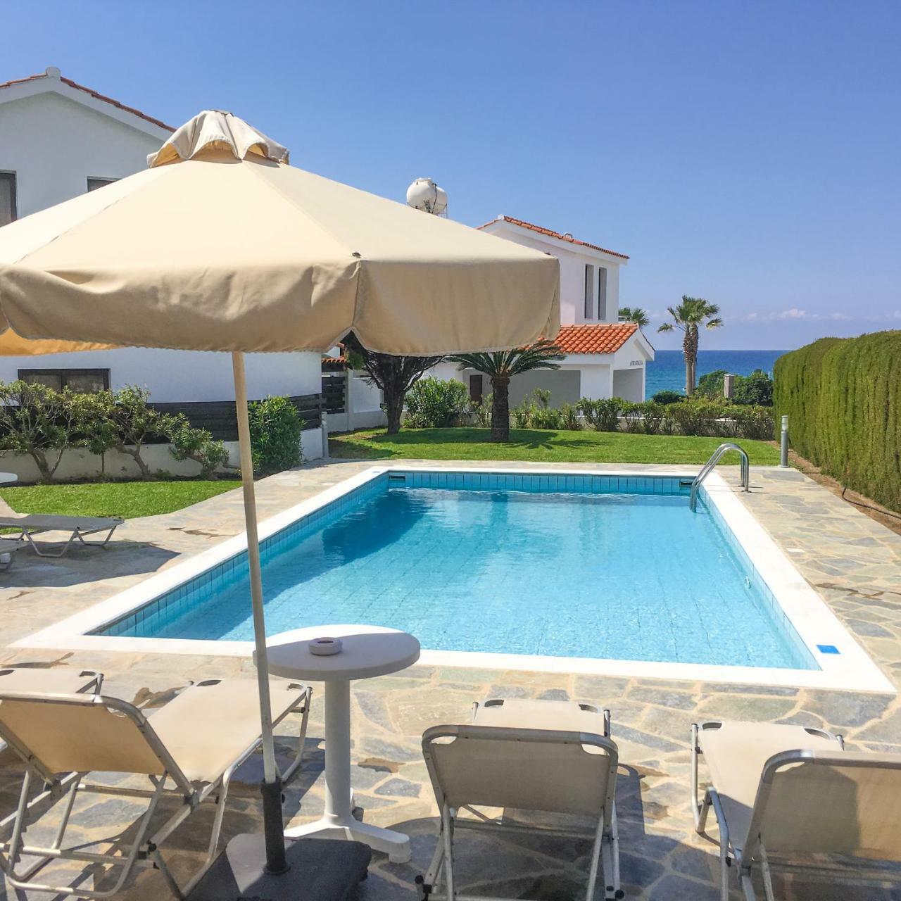 Platzia Beach Villas Paphos Kültér fotó